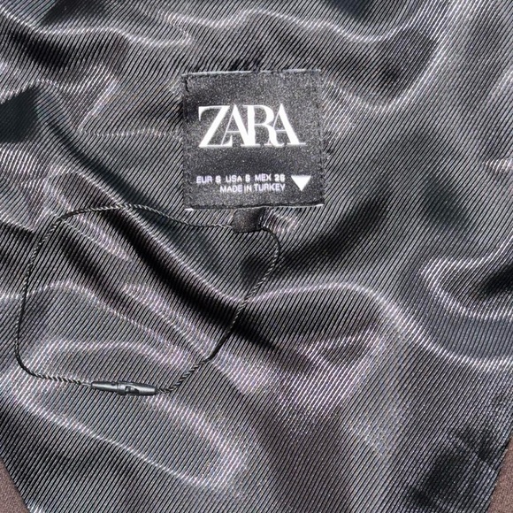 Zara Brown Button-Up Vest - Picture 2 of 6